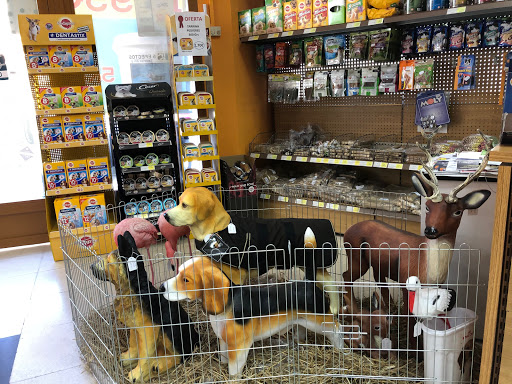 Tiendas de productos para mascotas en Villanueva de la Cañada
